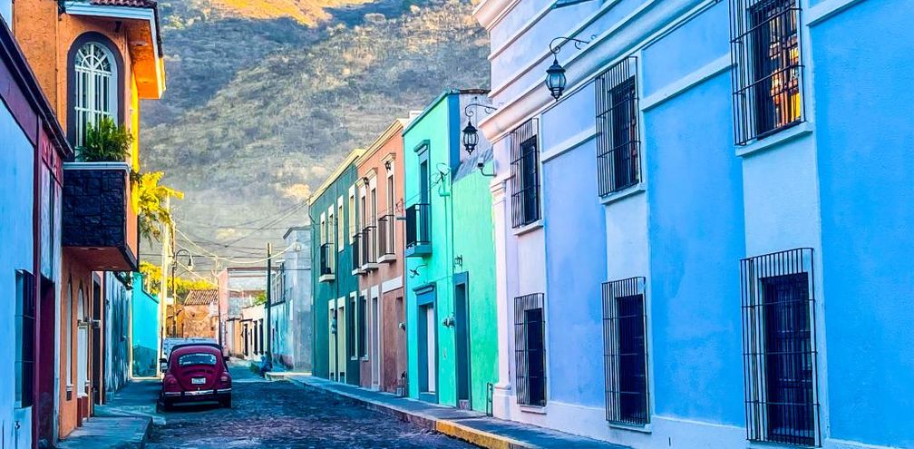 The colorful colonial mansions of Jala are a remarkable historical heritage. (Photo via Nicholas Kontis).