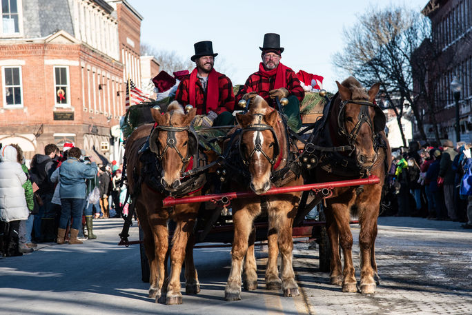 Horse-drawn wagon during the holidays in Woodstock, Vermont. Horses, wagon, carriage, Christmas, holidays, Woodstock, Vermont