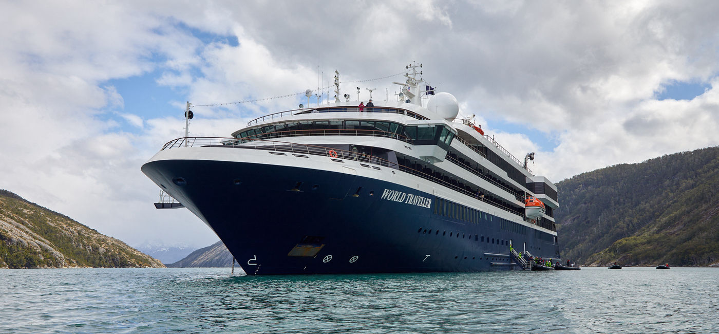 Image: Atlas Ocean Voyages' World Traveller sailing in Antarctica. (Photo Credit: Atlas Ocean Voyages)